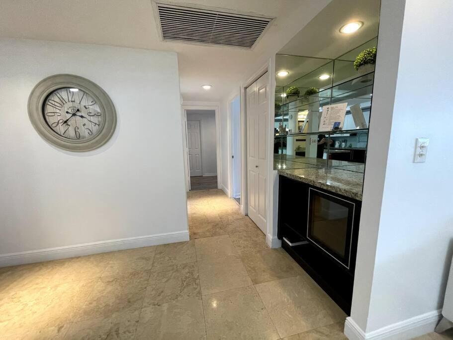 Breathtaking Ocean View! 15Th Floor Apartment Miami Beach Exterior photo