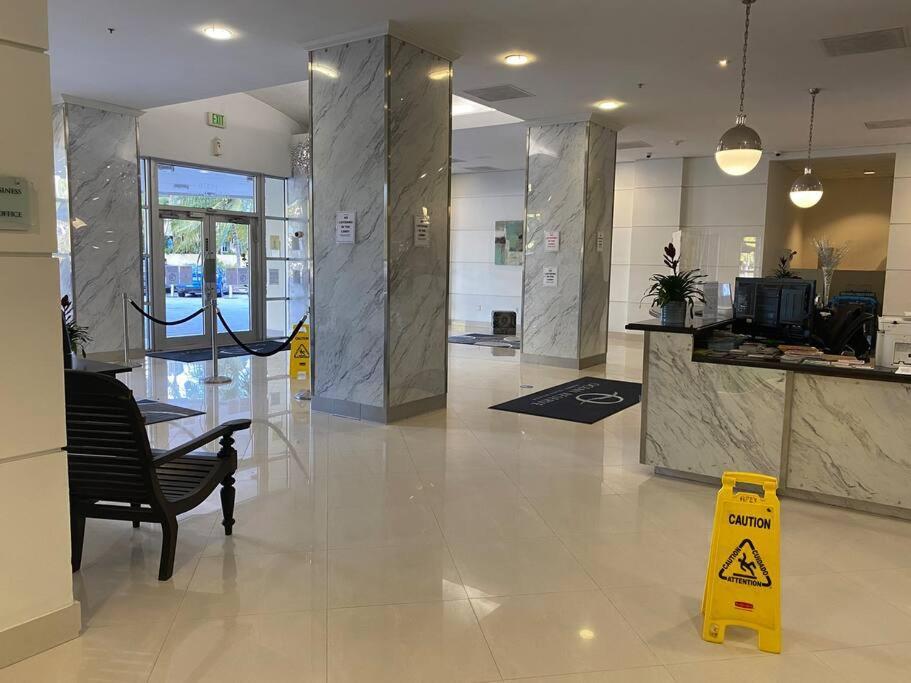 Breathtaking Ocean View! 15Th Floor Apartment Miami Beach Exterior photo